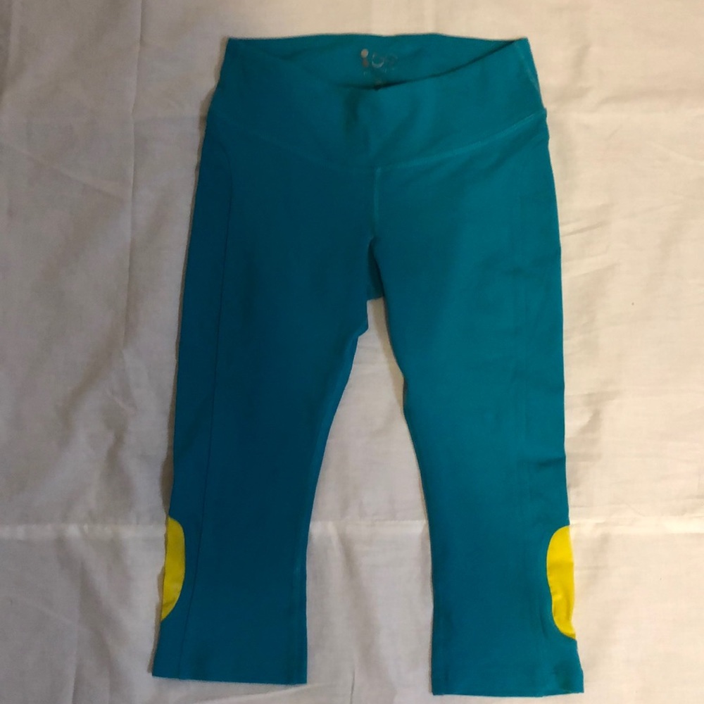 Splits59 Capri branch leggings B1-35